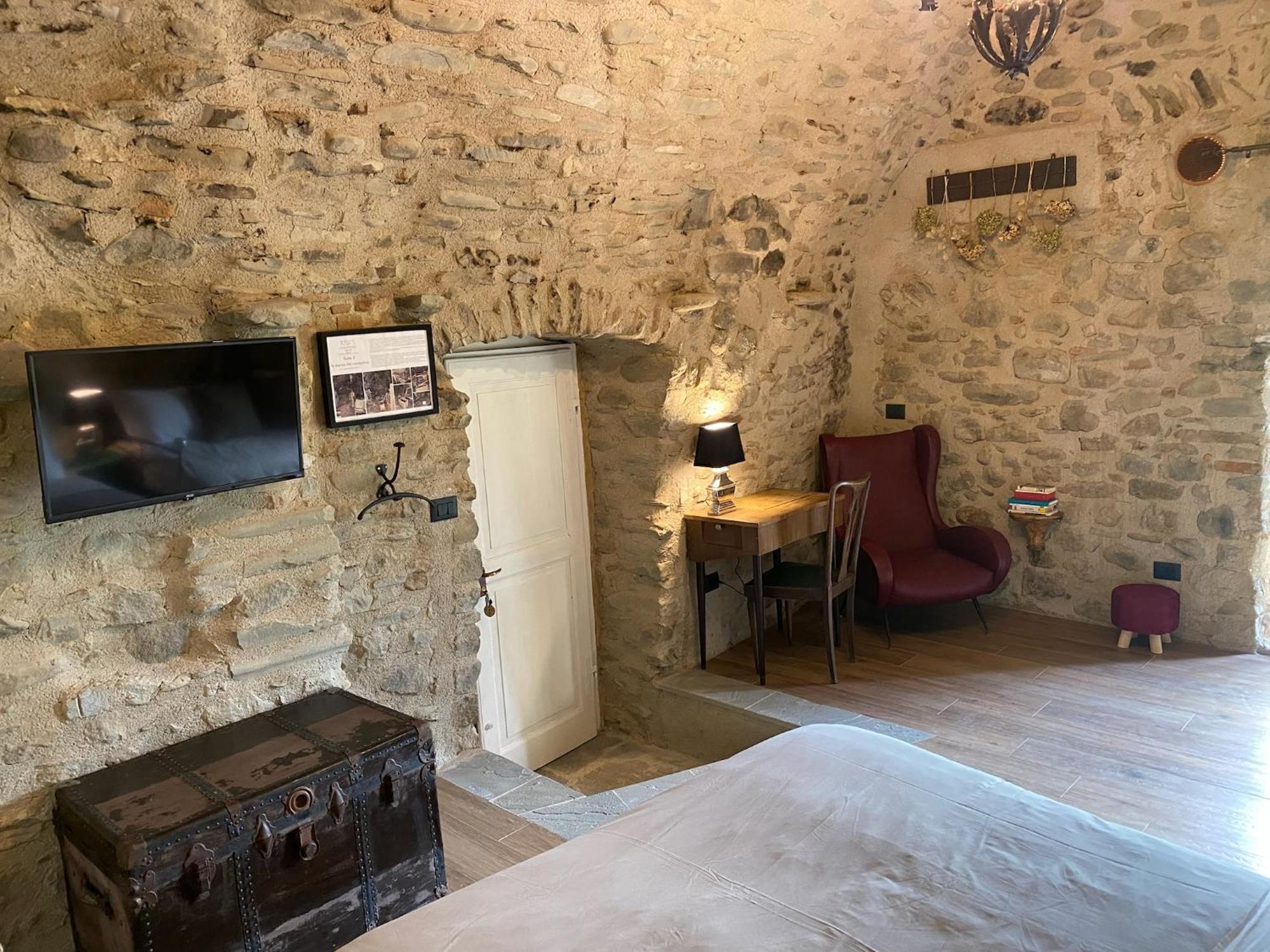 La Casa Medievale Suites E Spa Pontremoli Luaran gambar