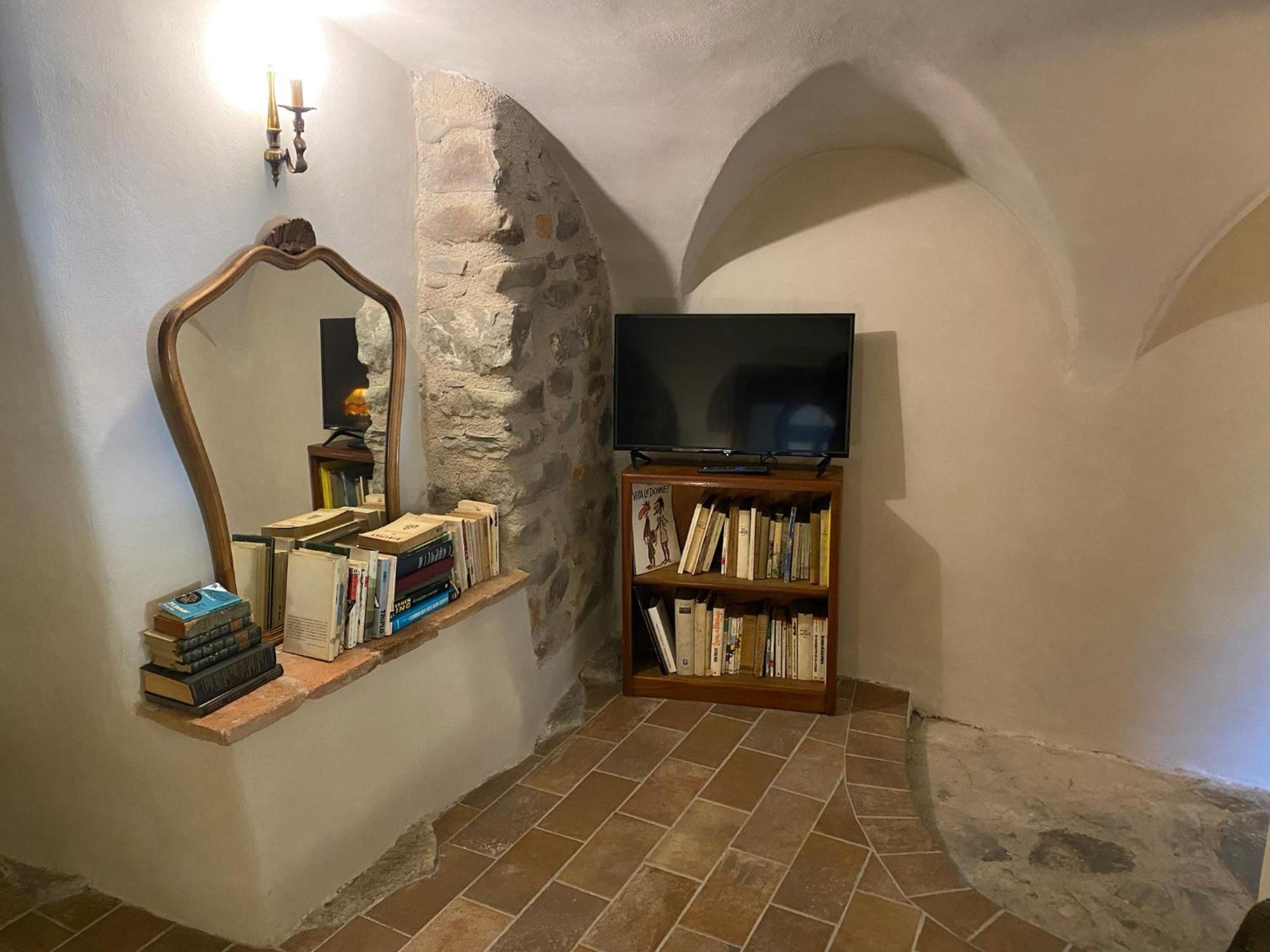 La Casa Medievale Suites E Spa Pontremoli Luaran gambar
