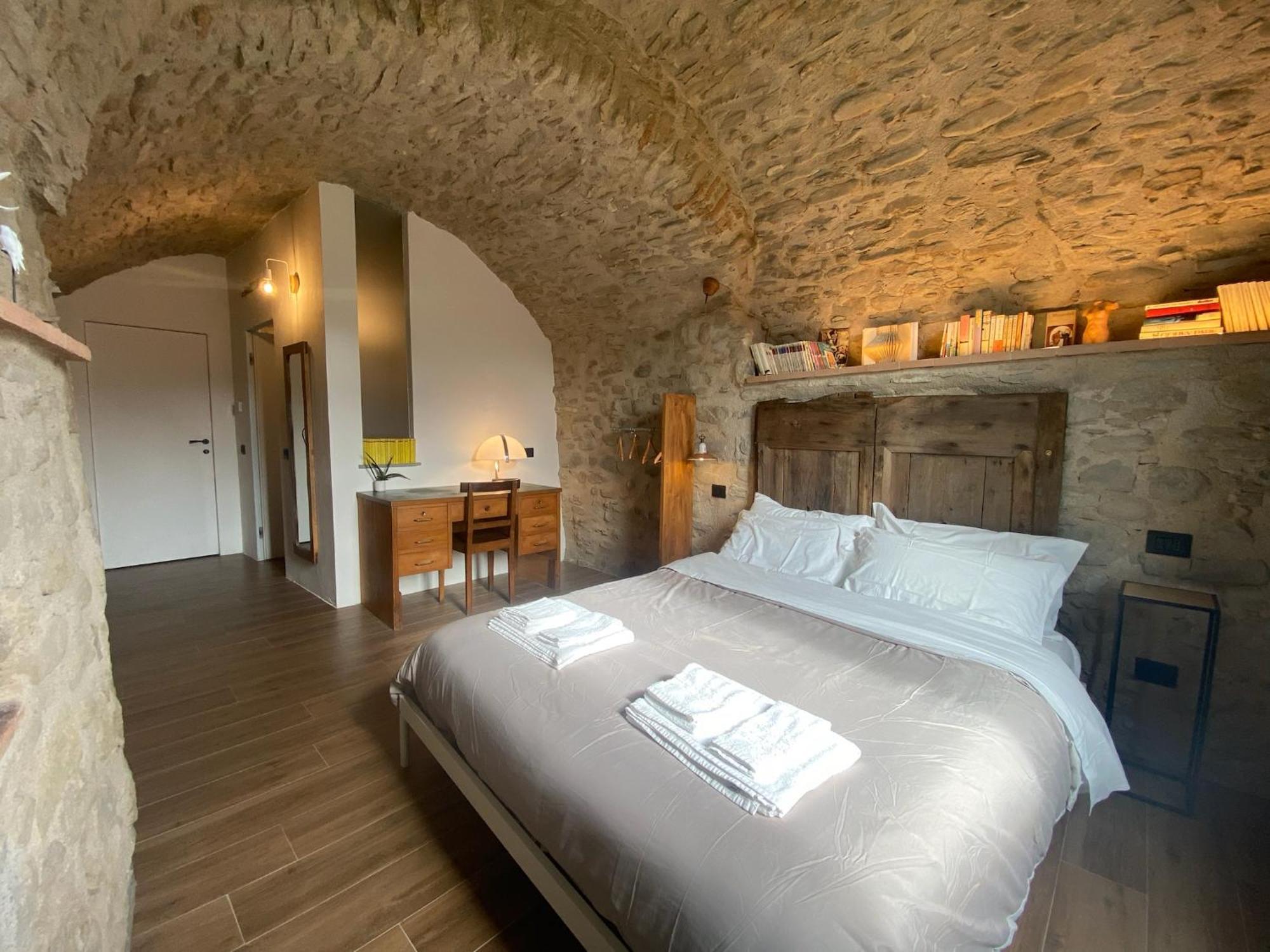 La Casa Medievale Suites E Spa Pontremoli Luaran gambar